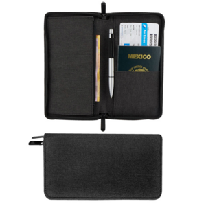 M 80620, PORTA PASAPORTE WALLY. Porta pasaporte con compartimento para pasaporte, visa, boleto de avión, elástico para Bolígrafo y 1 compartimento con cierre. Bolígrafo no incluido.